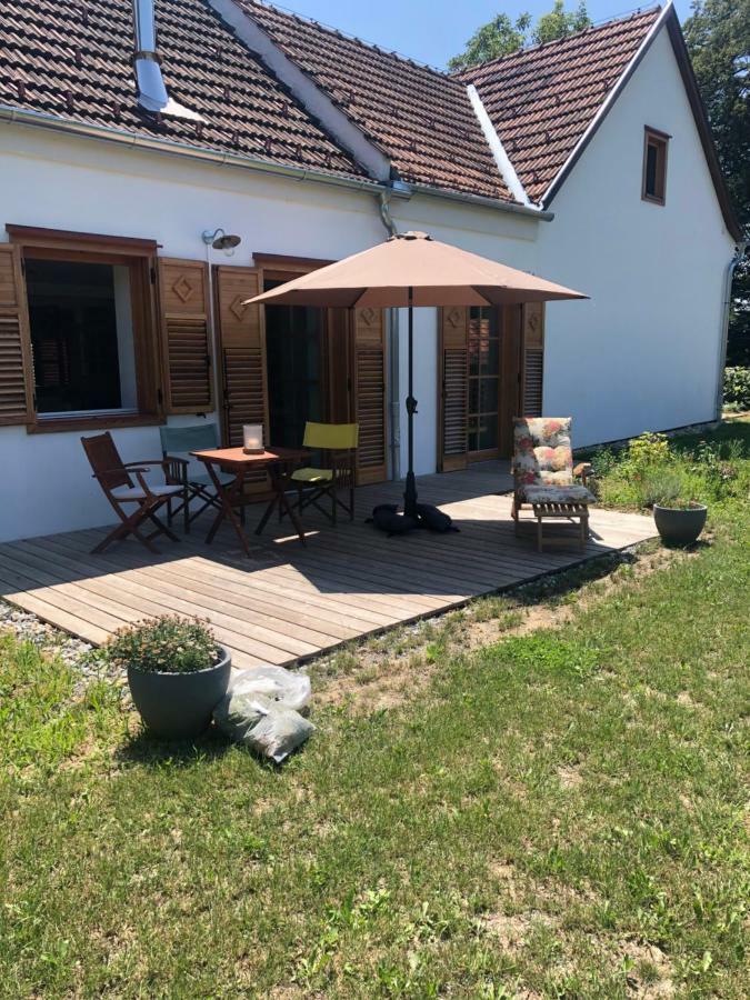 Sonnenhof Apartment Limbach im Burgenland Bagian luar foto